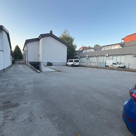 Apartmani Vacanza Zagreb Exteriör bild