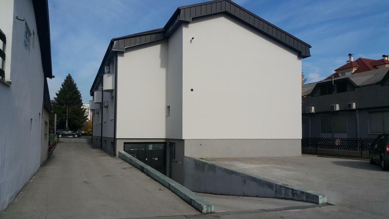 Apartmani Vacanza Zagreb Exteriör bild